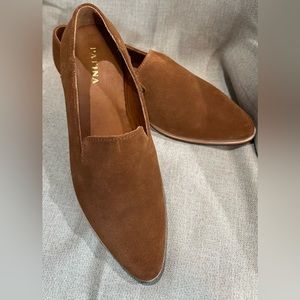 Patina by Portland Leather Goods Pointed Toe Flats in Toffee